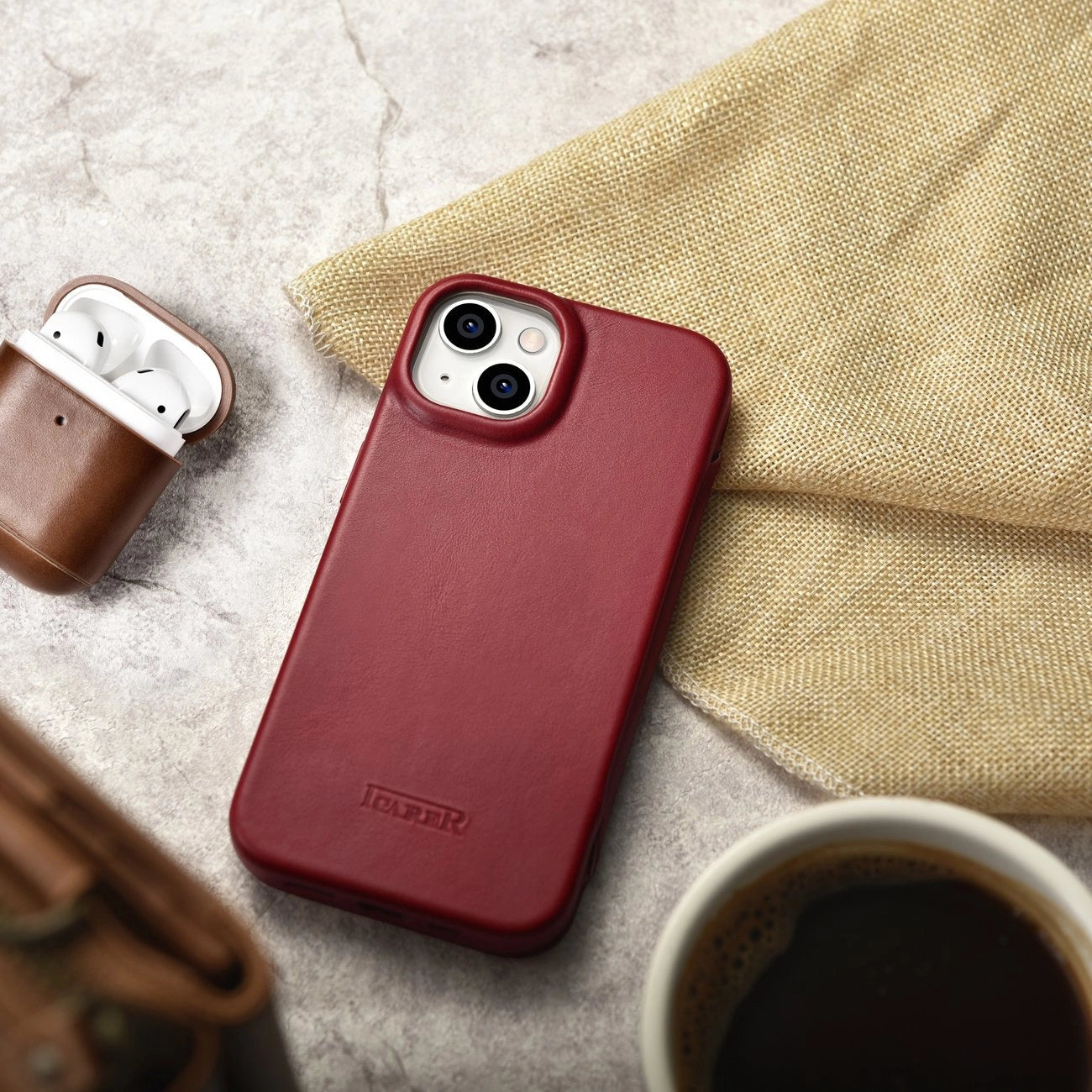iCarer CE Oil Wax Premium Leather Folio Case iPhone 14 Plus Magnetic Flip Leather Folio Case MagSafe Red (AKI14220707-RD)_27