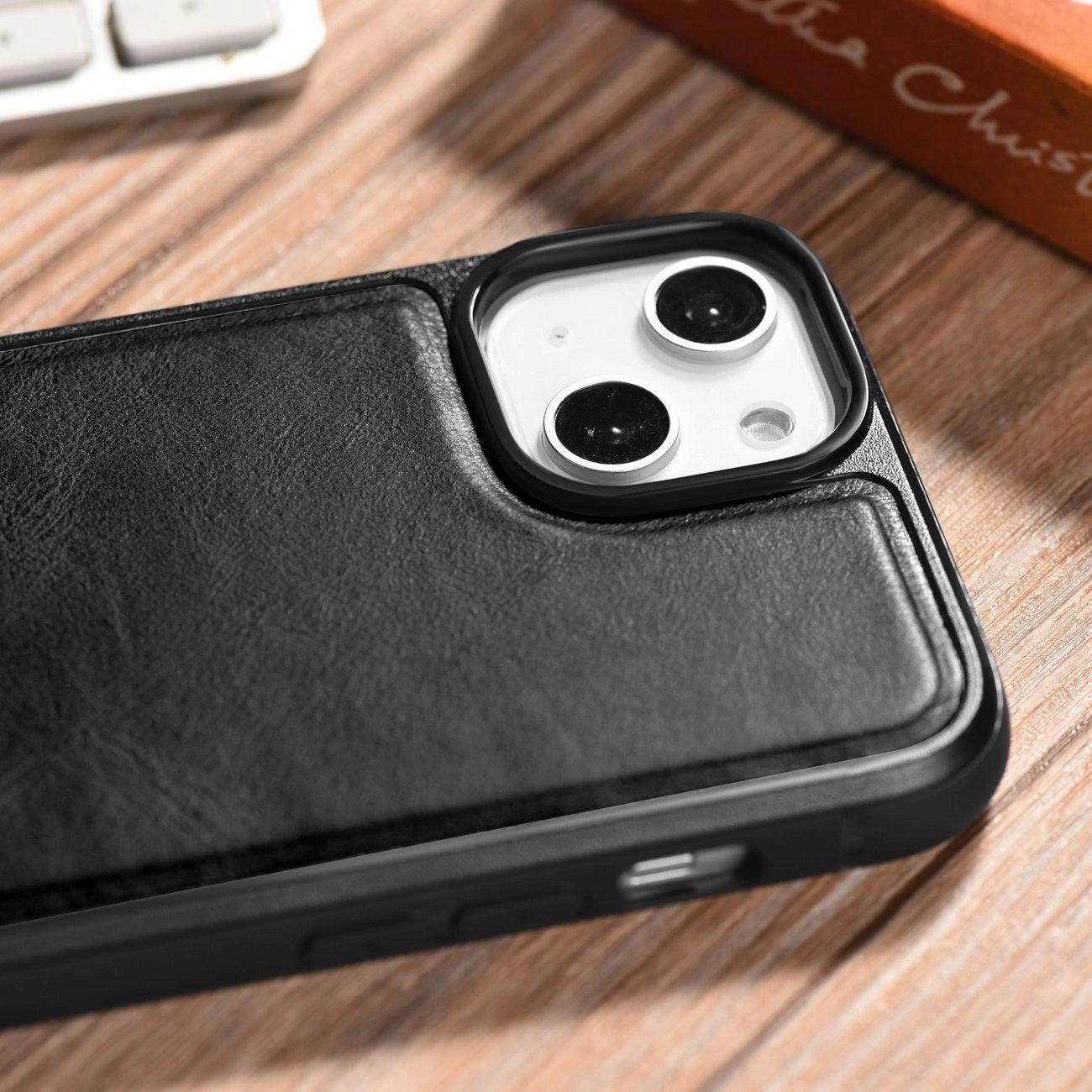 iCarer Leather Oil Wax case covered with natural leather for iPhone 14 Plus black (WMI14220719-BK)_14