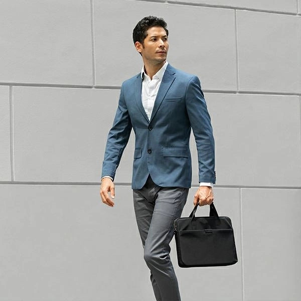 Uniq Stockholm bag for a 16" laptop - blue_8