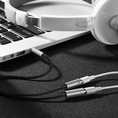 Ugreen cable cable headphone splitter mini jack 3.5 mm - 2 x mini jack 3.5 mm (microphone + stereo output) black (AV141)_2