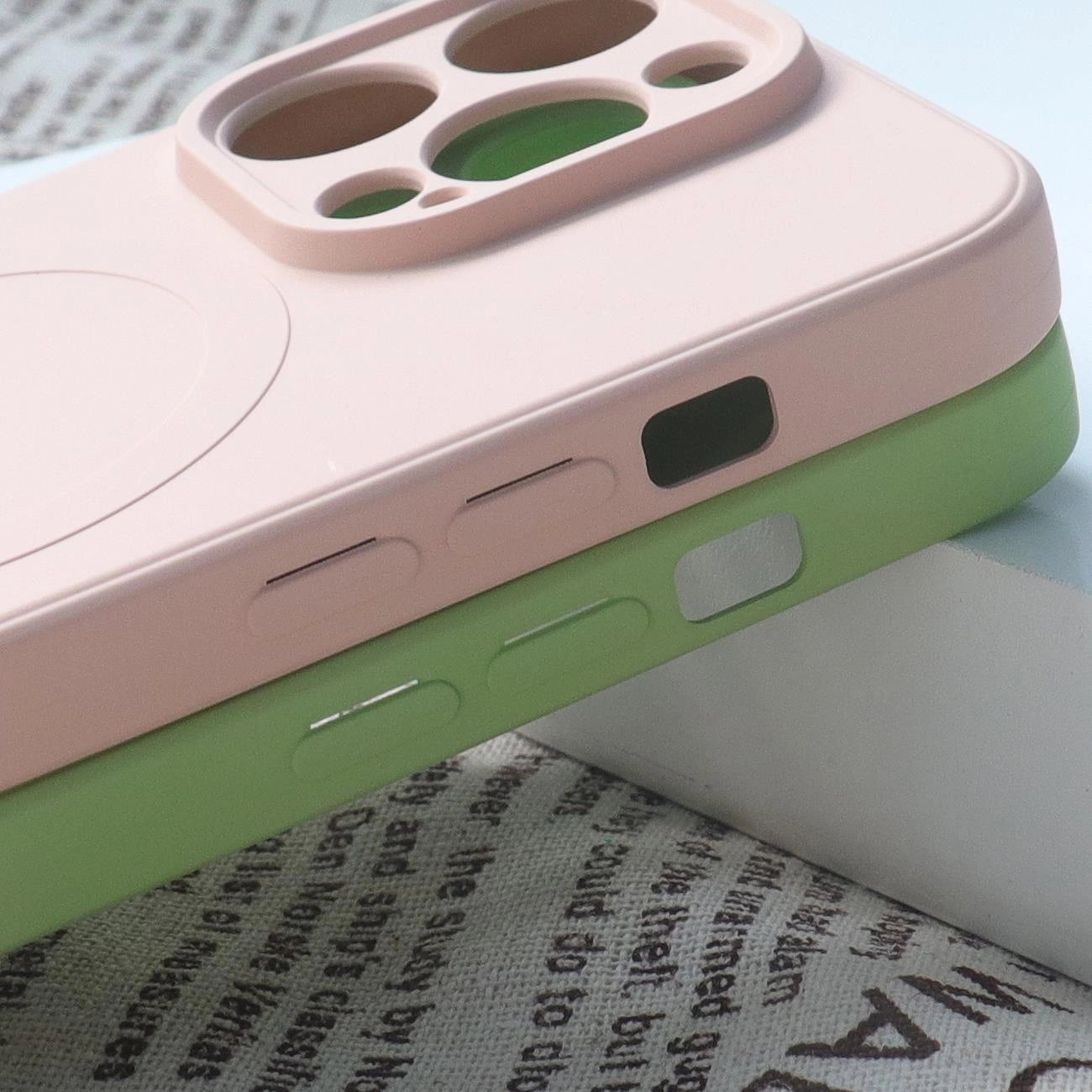 MagSafe compatible silicone case for iPhone 15 Silicone Case - pink_4