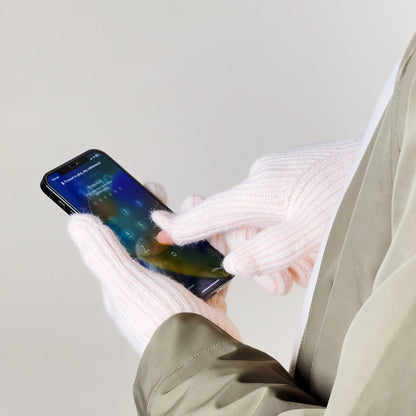 Braided phone gloves with cutouts for fingers - pink_1
