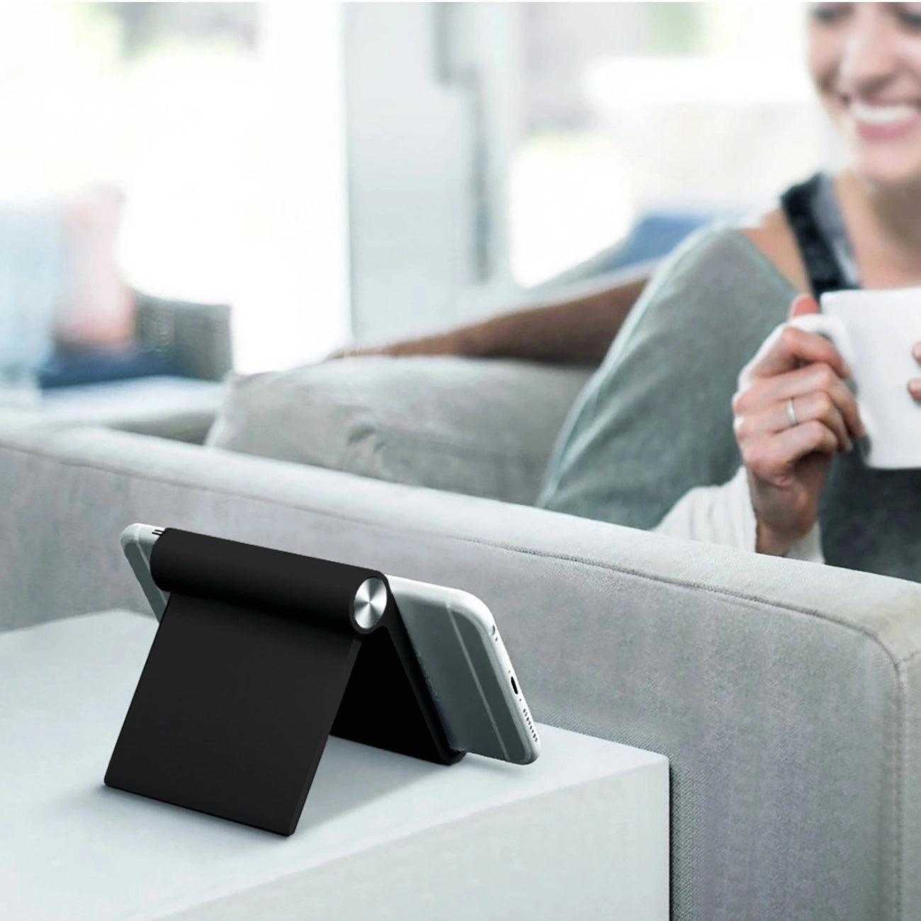 Ugreen LP106 50747 95 x 85 mm desk stand for 4-7.9" phone - black_1