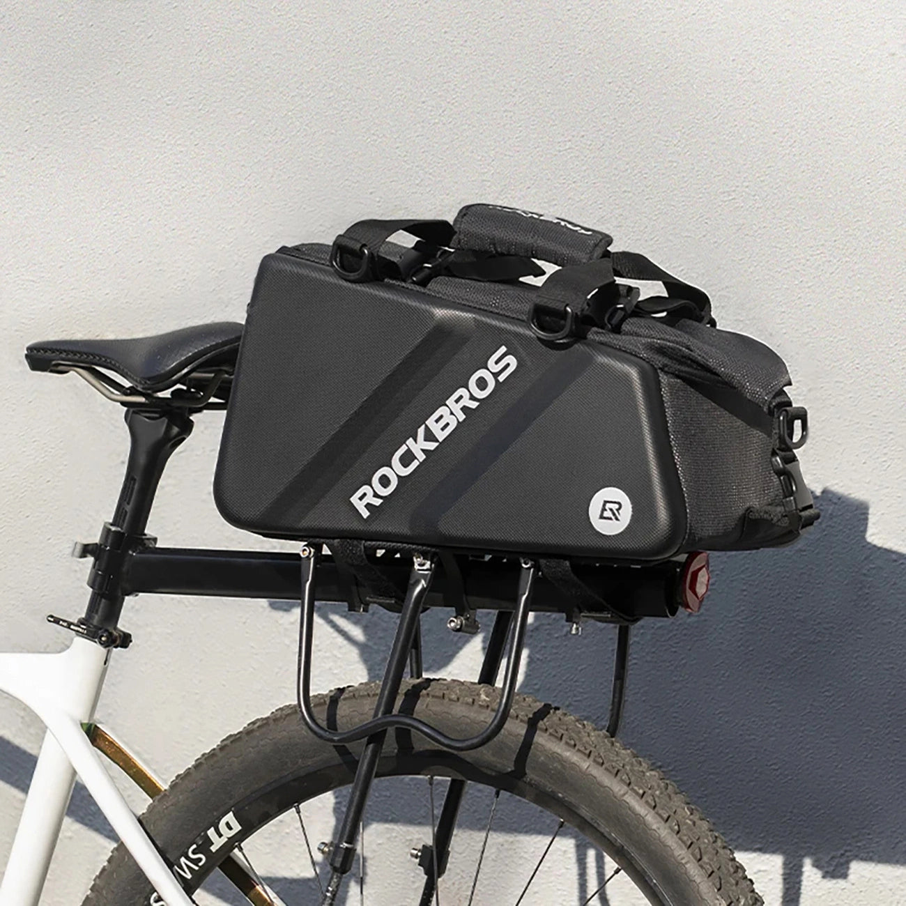 Rockbros 30140090001 bicycle bag for trunk 11.6l - black_2