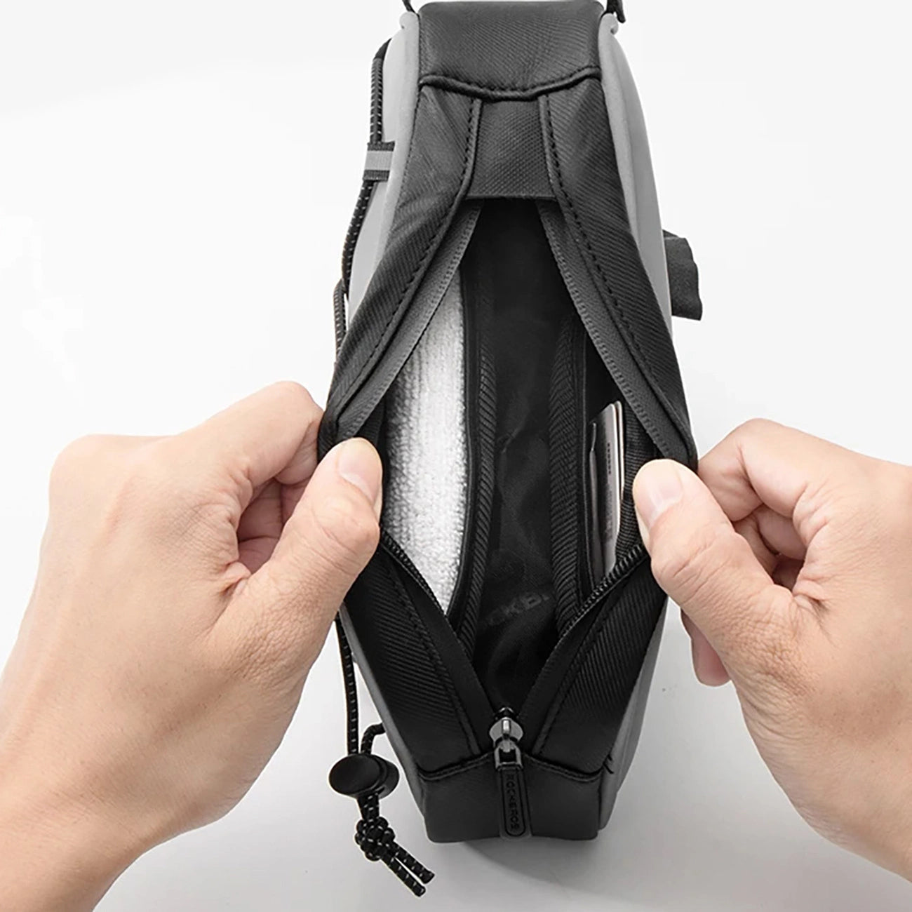 Rockbros 3012010901 bicycle bag for frame 0.9 l - silver_1