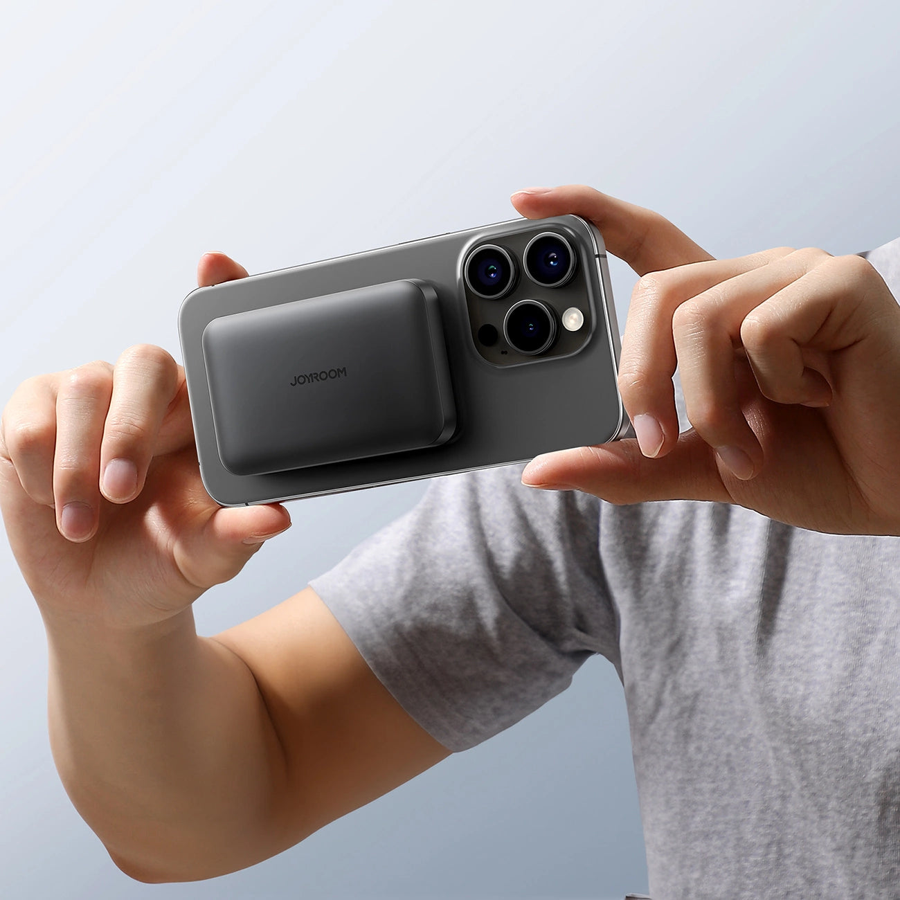 Joyroom JR-W020 Mini 20W Inductive Powerbank (black)_15