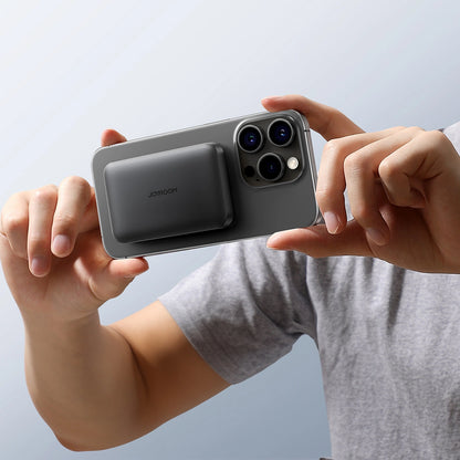 Joyroom JR-W020 Mini 20W Inductive Powerbank (black)_15