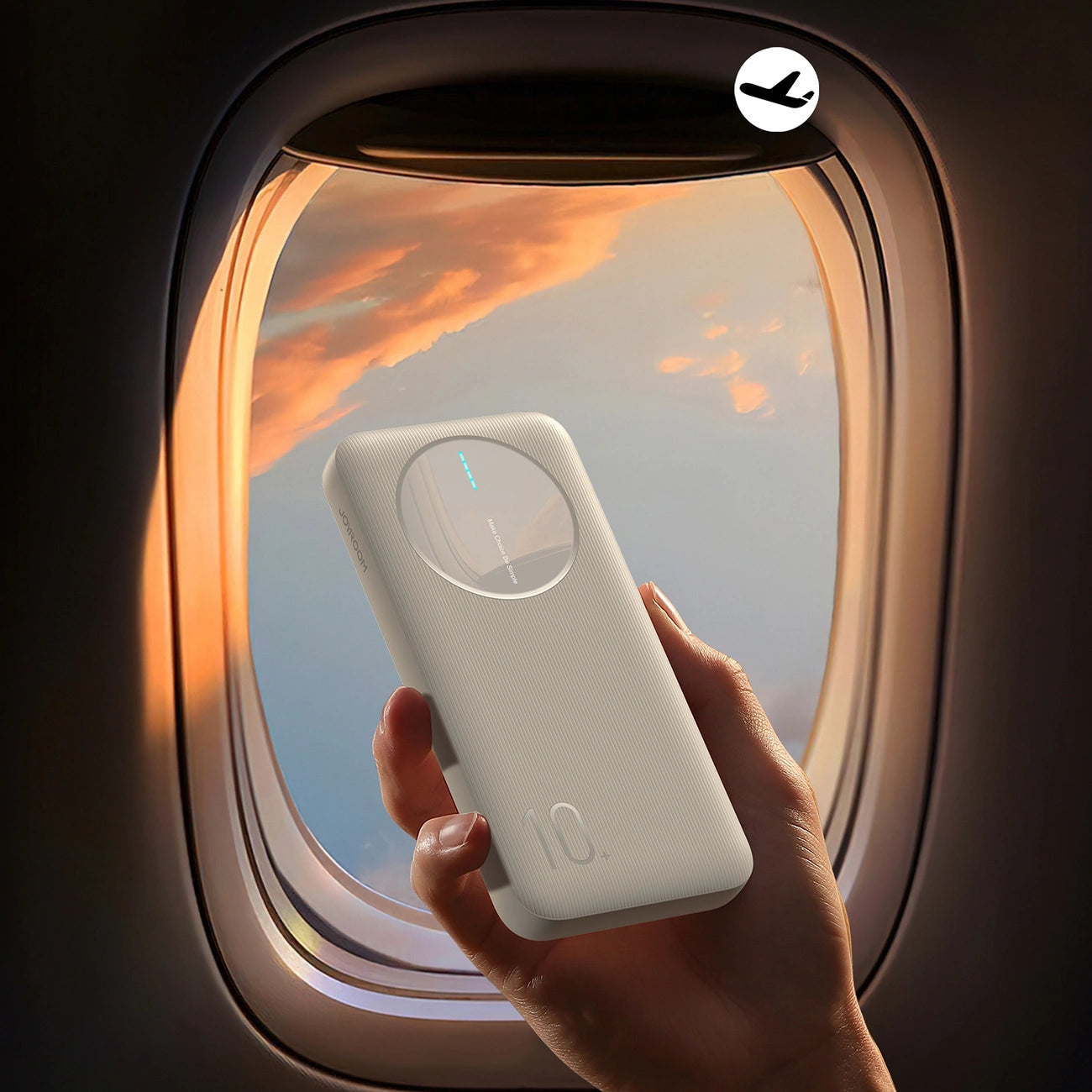 Powerbank Joyroom JR-PBF12 10000mAh 2.4A 2x USB-A 1x USB-C - white_12