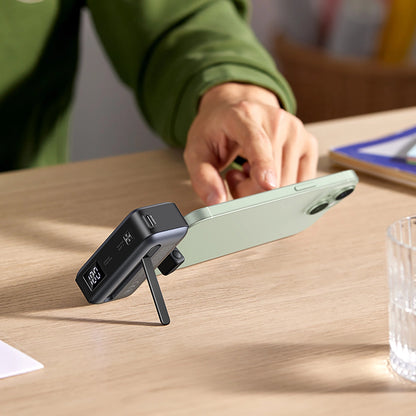 UGREEN 5000mAh Power Bank with Built-in USB-C Connector_6