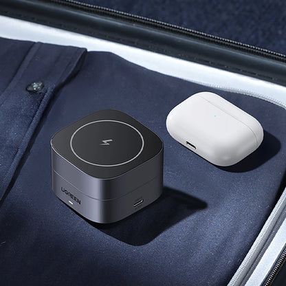Ugreen W526 3in1 MagSafe / Qi inductive charger for phone / headphones with USB-C port - black_1