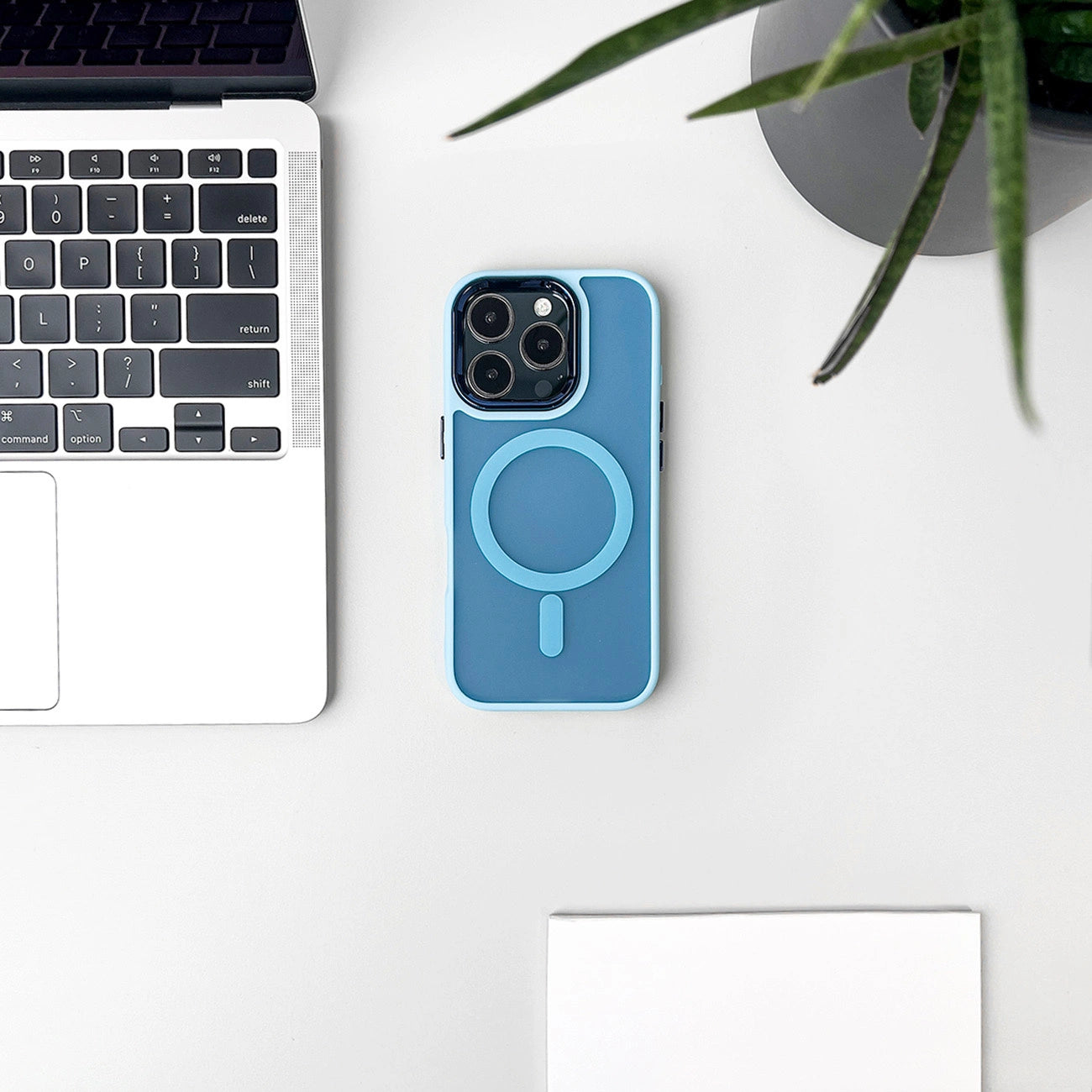 Magnetic Collection MagSafe case for iPhone 16 Plus - light blue_5