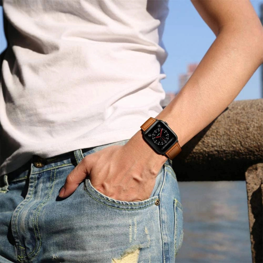 Tech-Protect LeatherFit Strap for Apple Watch 4 / 5 / 6 / 7 / 8 / 9 / SE / Ultra 1 / 2 (42/44/45/49 mm) - Brown_1