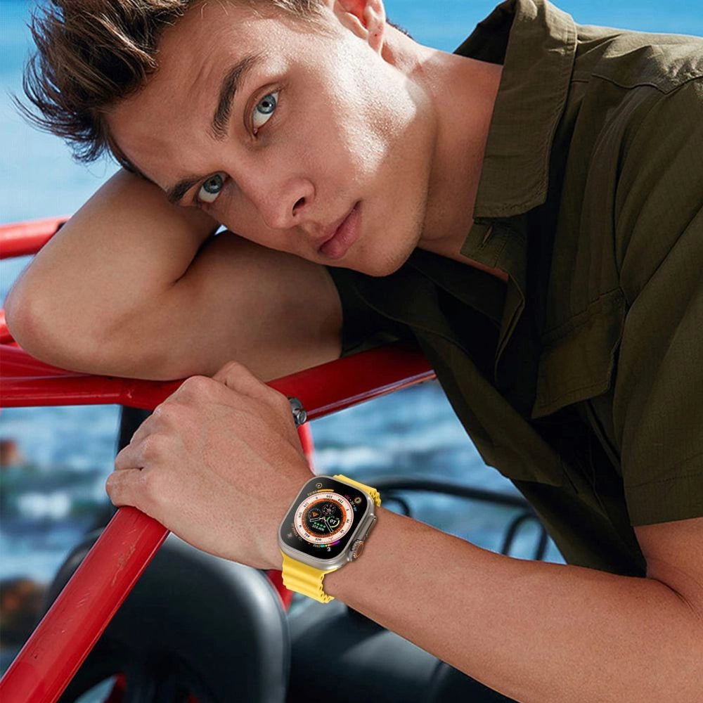 Tech-Protect IconBand Pro Strap for Apple Watch 4 / 5 / 6 / 7 / 8 / 9 / SE / Ultra 1 / 2 (42/44/45/49 mm) - Yellow_3