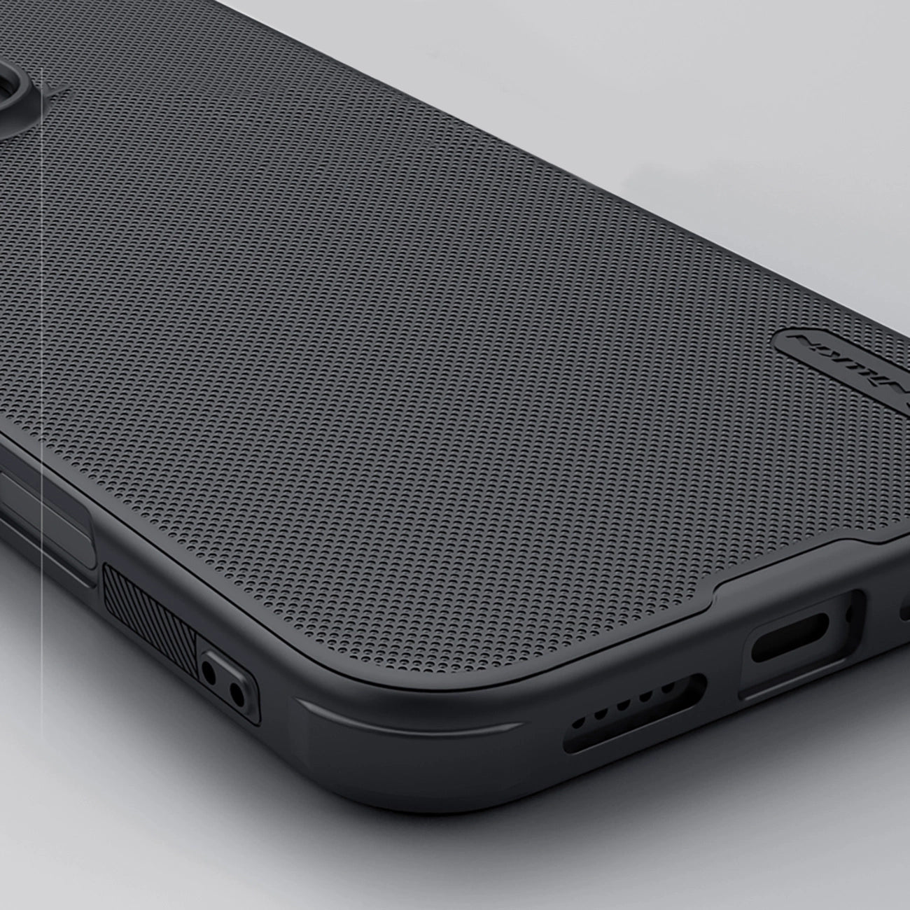 Nillkin Super Frosted Shield Pro case for iPhone 16 Pro - black_7
