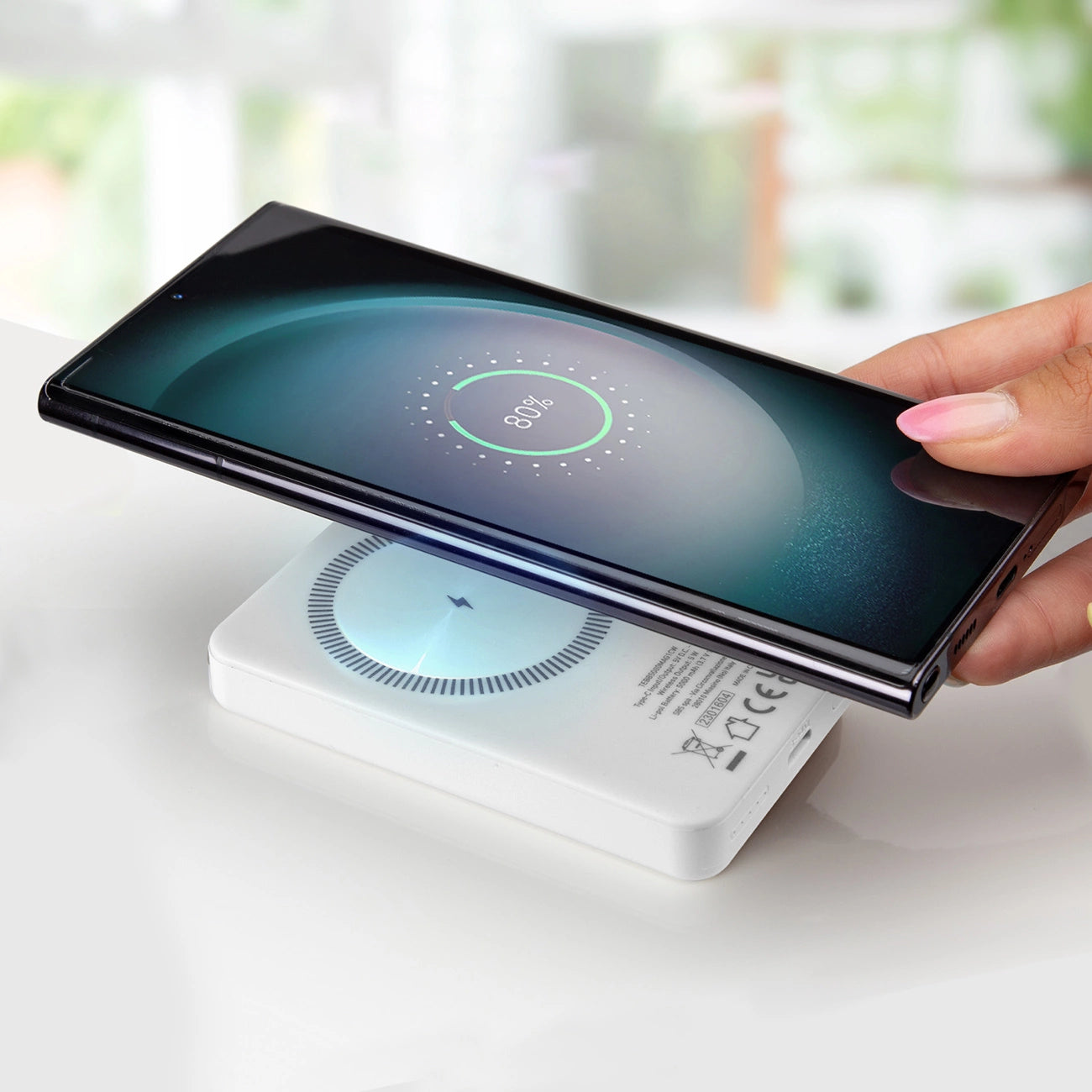 Powerbank SBS TEBB5000MAG1CW 5000 mAh USB-C, MagSafe compatible - white_4