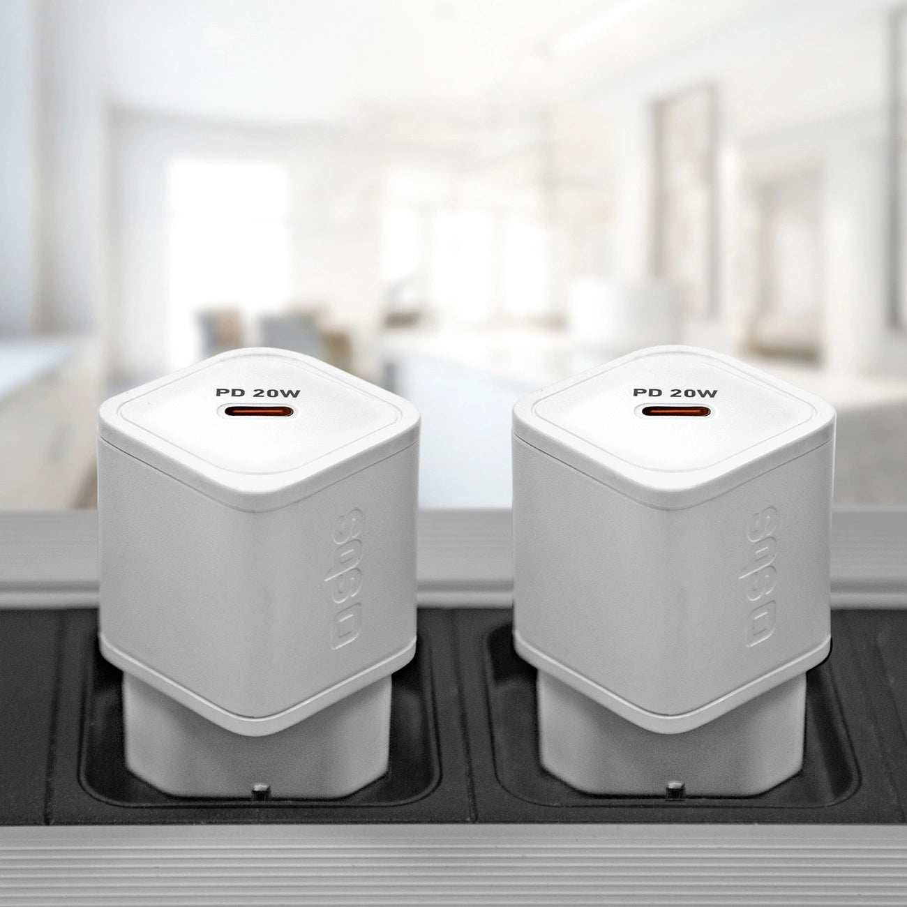 SBS TETRGAN1C20W 20W GaN Wall Charger with Power Delivery - White_2