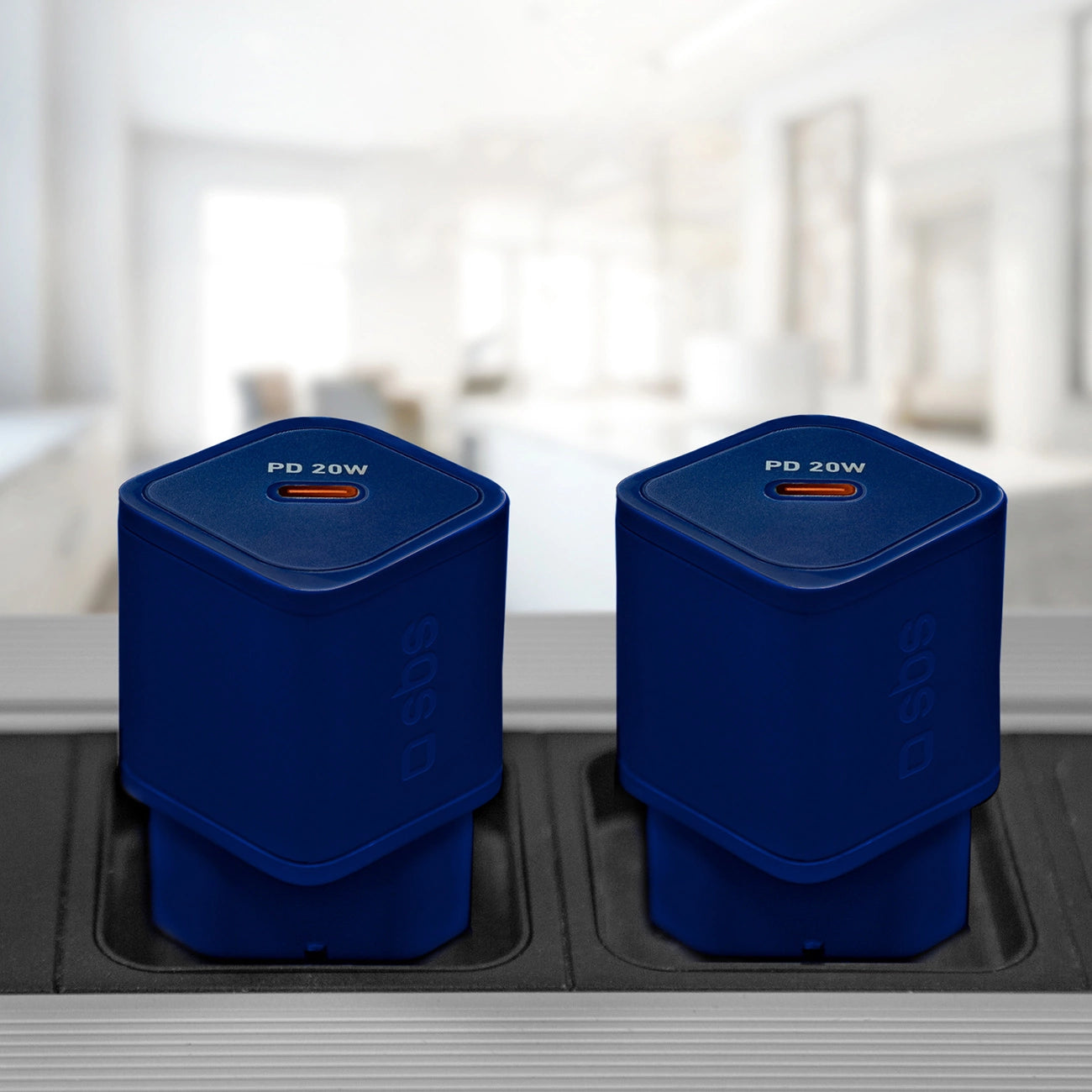 SBS TETRGAN1C20B 20W GaN Wall Charger with Power Delivery - Blue_2