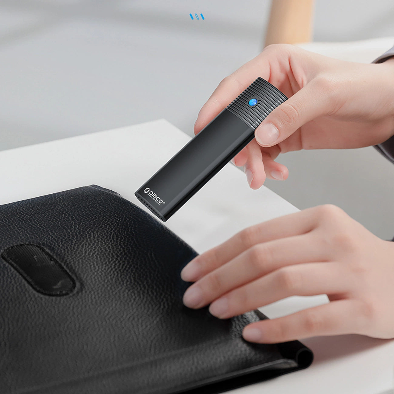 Orico PWM2-G2 M.2 NVME USB-C 10Gb/s Disk Drive - Black_2