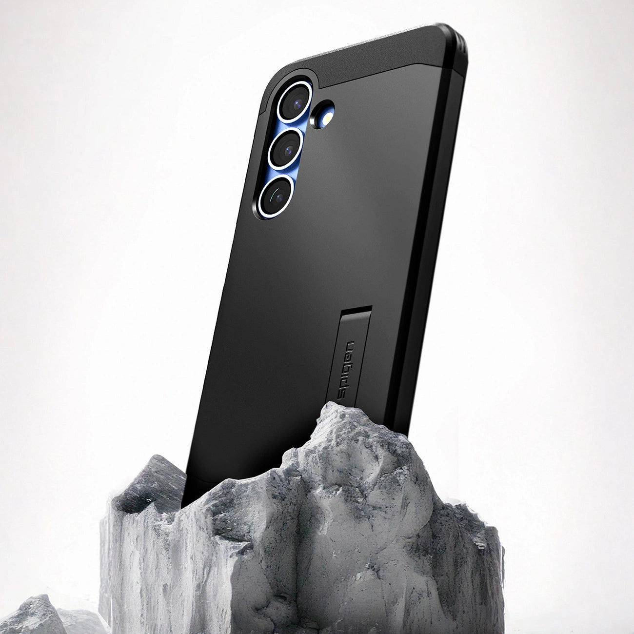 Spigen Tough Armor MagSafe case for Samsung Galaxy S25+ - black_17