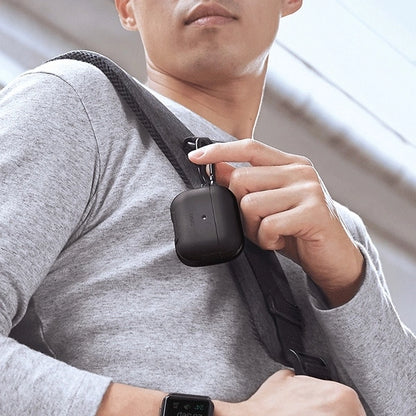Uniq Valencia AirPods Pro Case Black/Midnight Black Antimicrobial_2