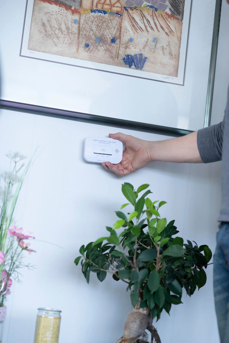 Brennenstuhl CM A 3030 carbon monoxide and gas sensor with alarm signal and LED display - white_8