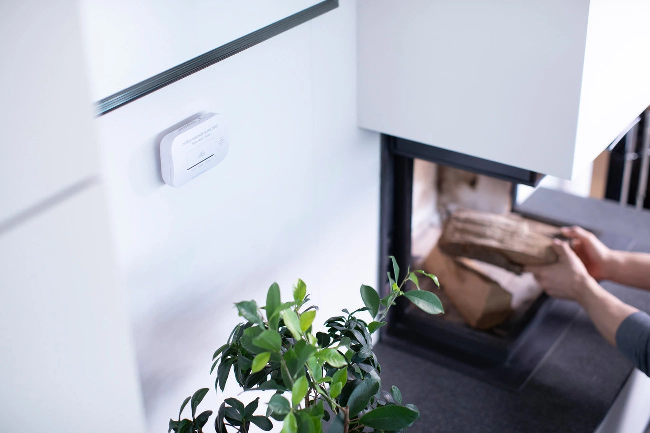 Brennenstuhl CM A 3030 carbon monoxide and gas sensor with alarm signal and LED display - white_7