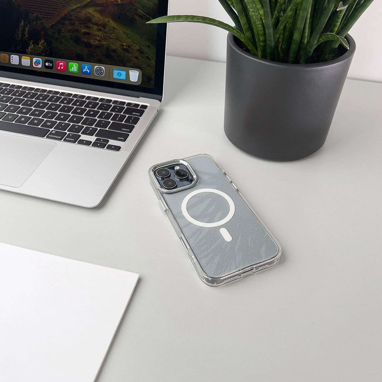 Glitter Case with MagSafe for Samsung Galaxy A56 5G - White_4