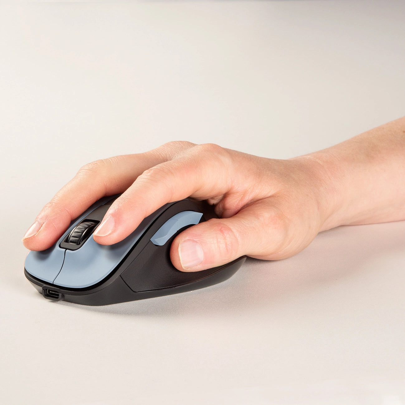 Hama MW-500 V2 Wireless Mouse with Rechargeable Battery - Light Blue_3