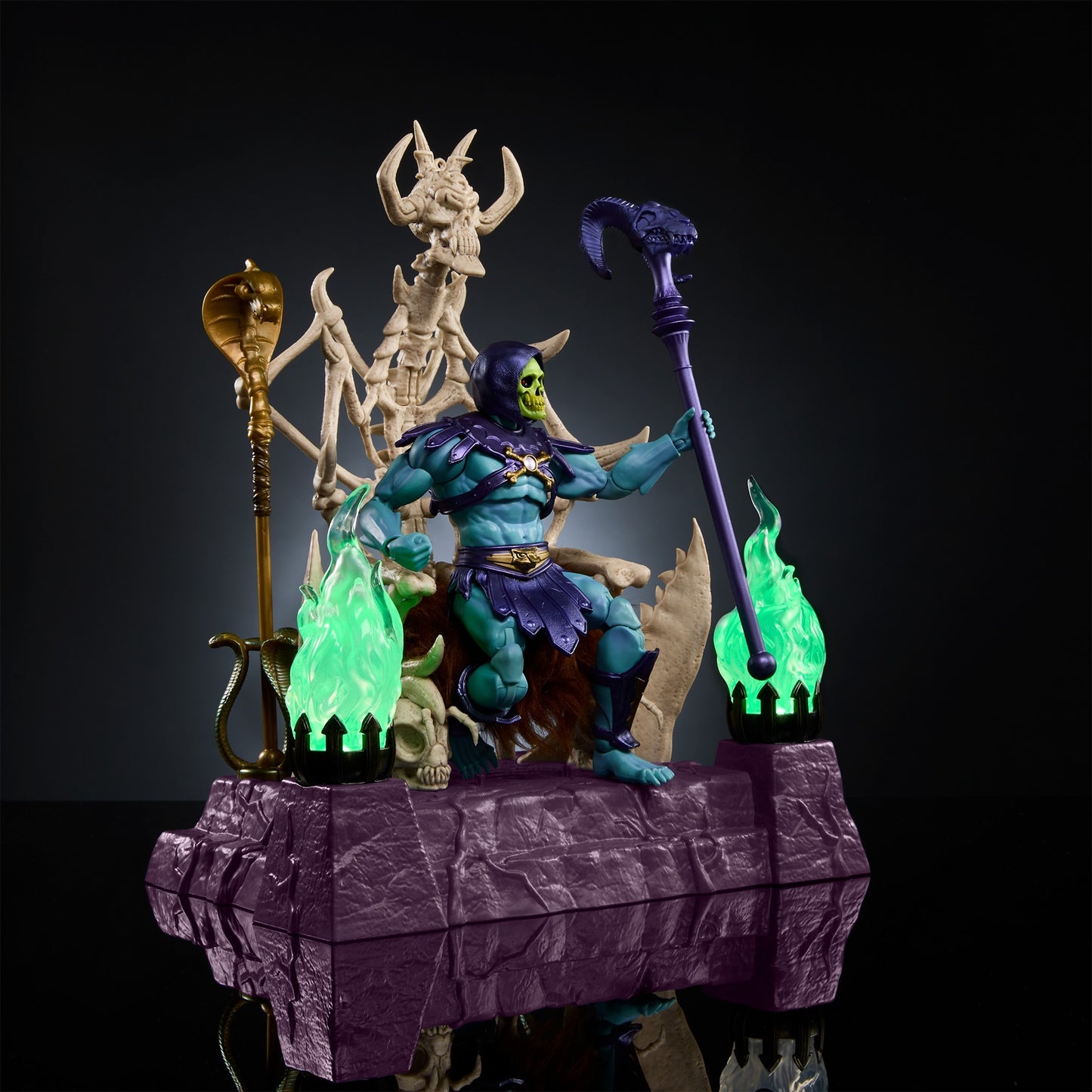 Action Figure Masters of the Universe: New Eternia Masterverse Action Figure Skeletor & Throne 18 cm
