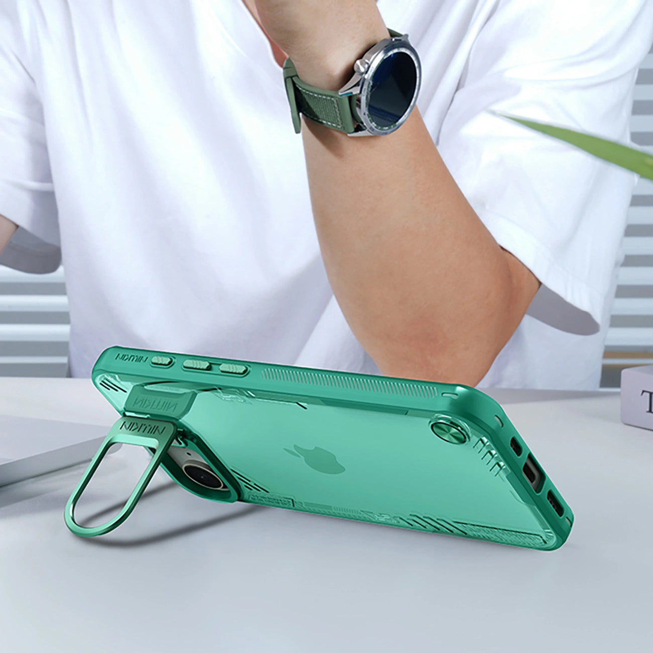 Nillkin Iceblade Prop Case with Stand for iPhone 16e - Green_7