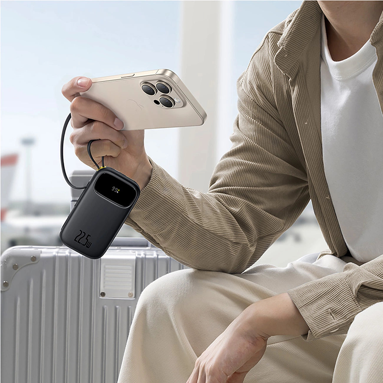 Baseus EnerFill FC31 20000mAh 22.5W Powerbank with Digital Display and 2 Built-in Cables (USB-C + Lightning) - Black_5