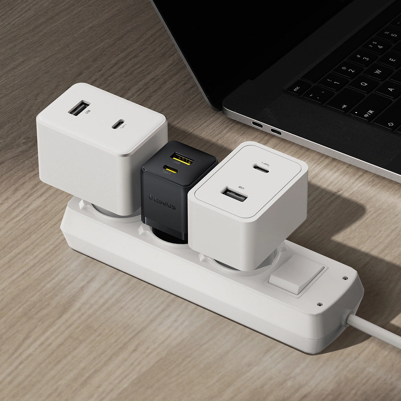 Carregador Baseus Palm USB e USB-C 20W EU / Preto / P10111608113-00_5
