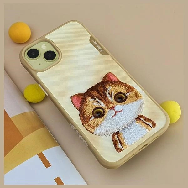 Nimmy Big Eyed Pet 2.0 Cat Case for iPhone 15 Pro - Green_8