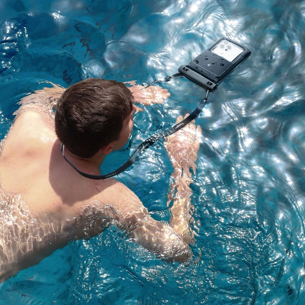 Spigen A611P 2-pack waterproof case - matte black_7