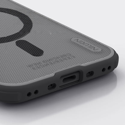 Super Frosted Shield Pro Magnetic Case IP17 Air Transparent black_7