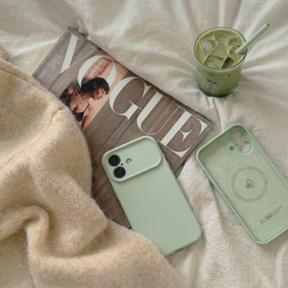 Tech-Protect Silicone MagSafe Case for iPhone 17 - Green_3