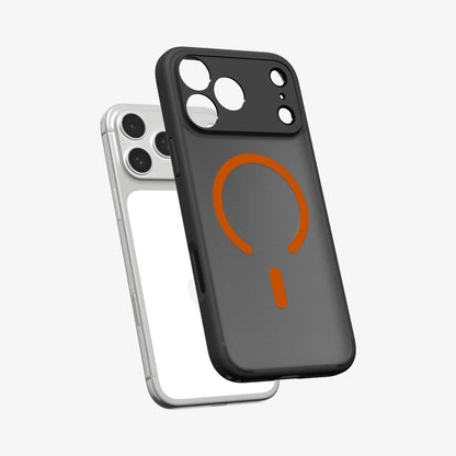 Hard Case Spigen Ultra Hybrid com MagSafe / Preto Laranja / ACS10482_4
