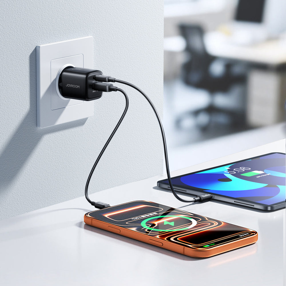 Joyroom JR-TG7 33W USB-A + USB-C Wall Charger with 60W USB-C to USB-C 1m Cable - Black_12