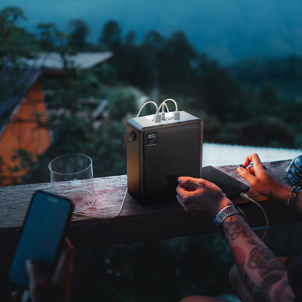 Wozinsky W8-B 100000mAh 30W Powerbank 2xUSB-A and 2xUSB-C with Flashlight - Black_7