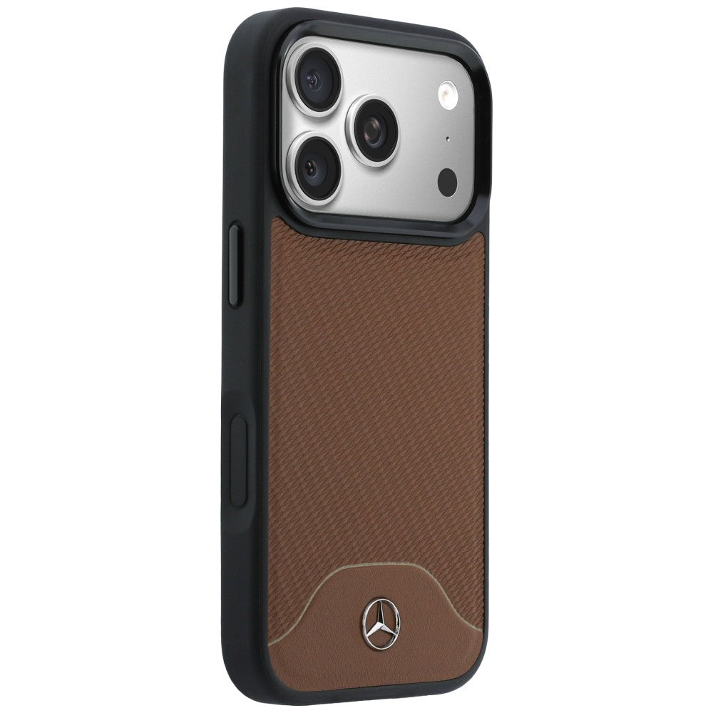 Etui Mercedes Leather Wood Effect and Curve MagSafe na iPhone 17 Pro - brązowe_3