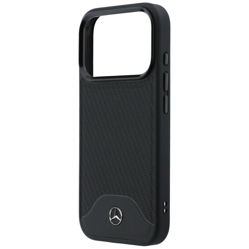 Etui Mercedes Leather Wood Effect and Curve MagSafe na iPhone 17 Pro - czarne_5