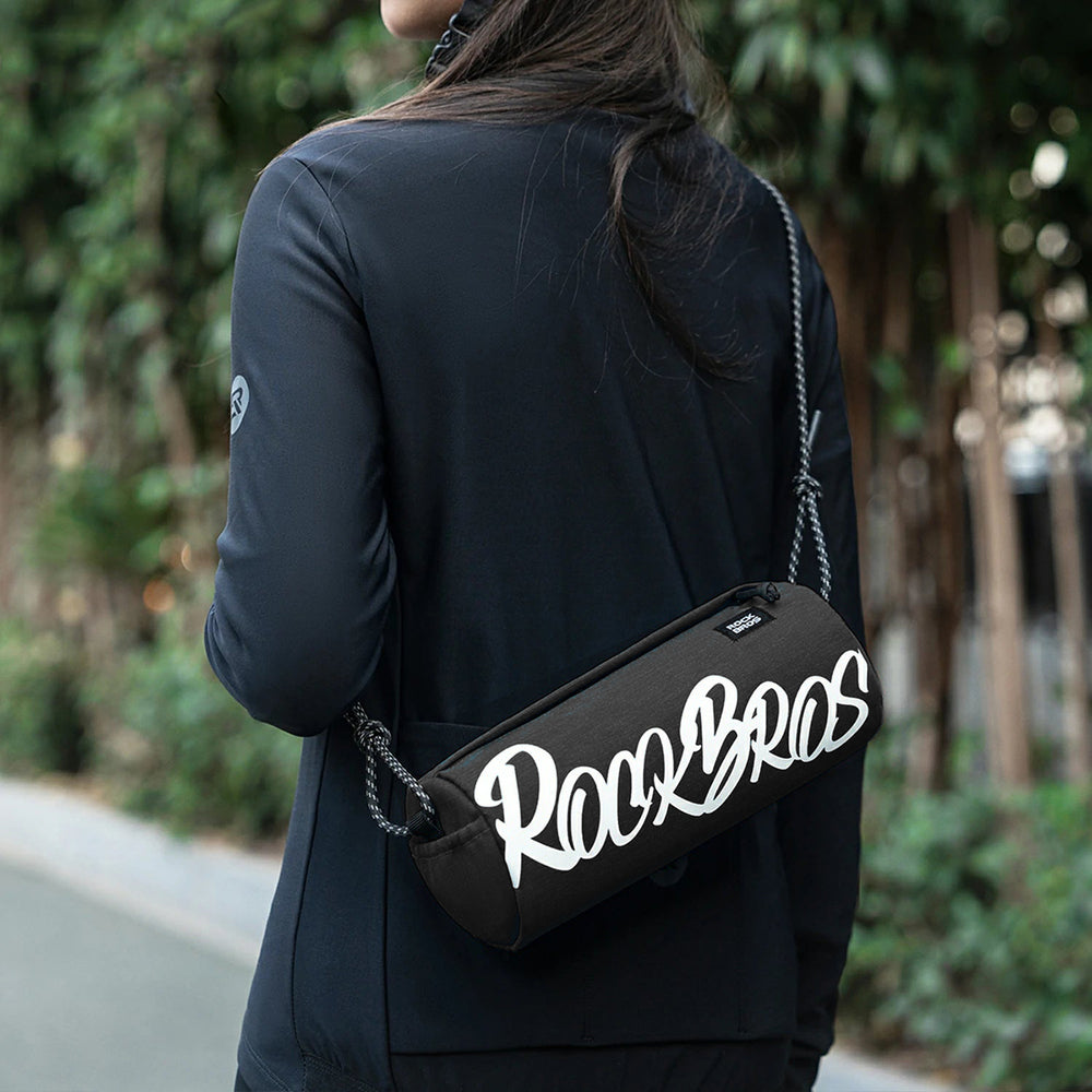 Rockbros G005 Flash Journey Handlebar Bike Bag 2L - Black_1