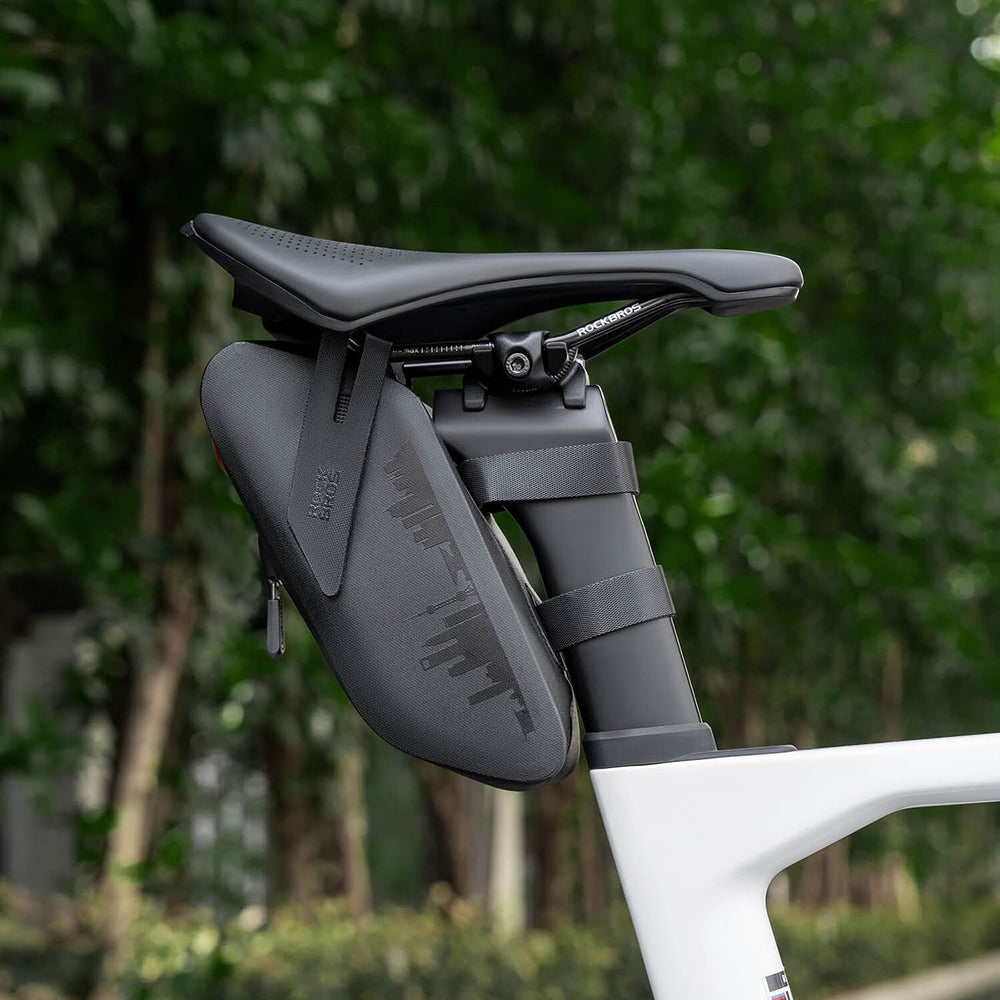 Rockbros AS-078-1 Bicycle Seat Bag with Smart Rear Light 0.8L - Black_8