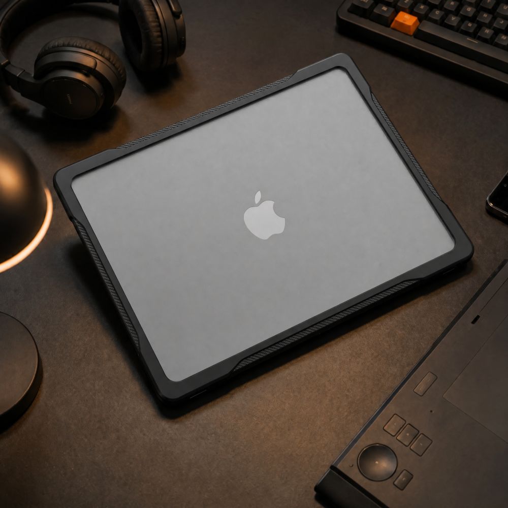 Tech-Protect Velar Case for MacBook Air 15" 2023 / 2024 / 2025 / 2026 - Transparent Black_5