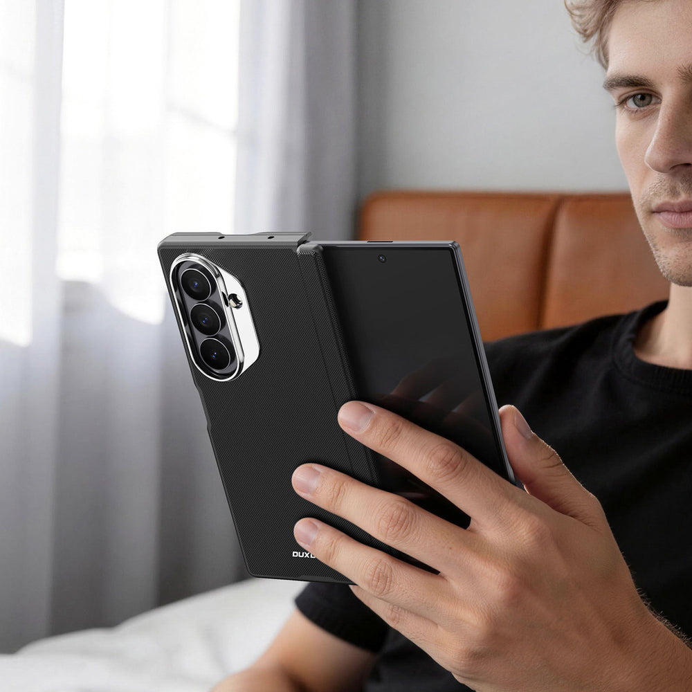 Dux Ducis Vyne MagSafe Compatible Samsung Galaxy Z Fold 8 Ultra Case - Black_10