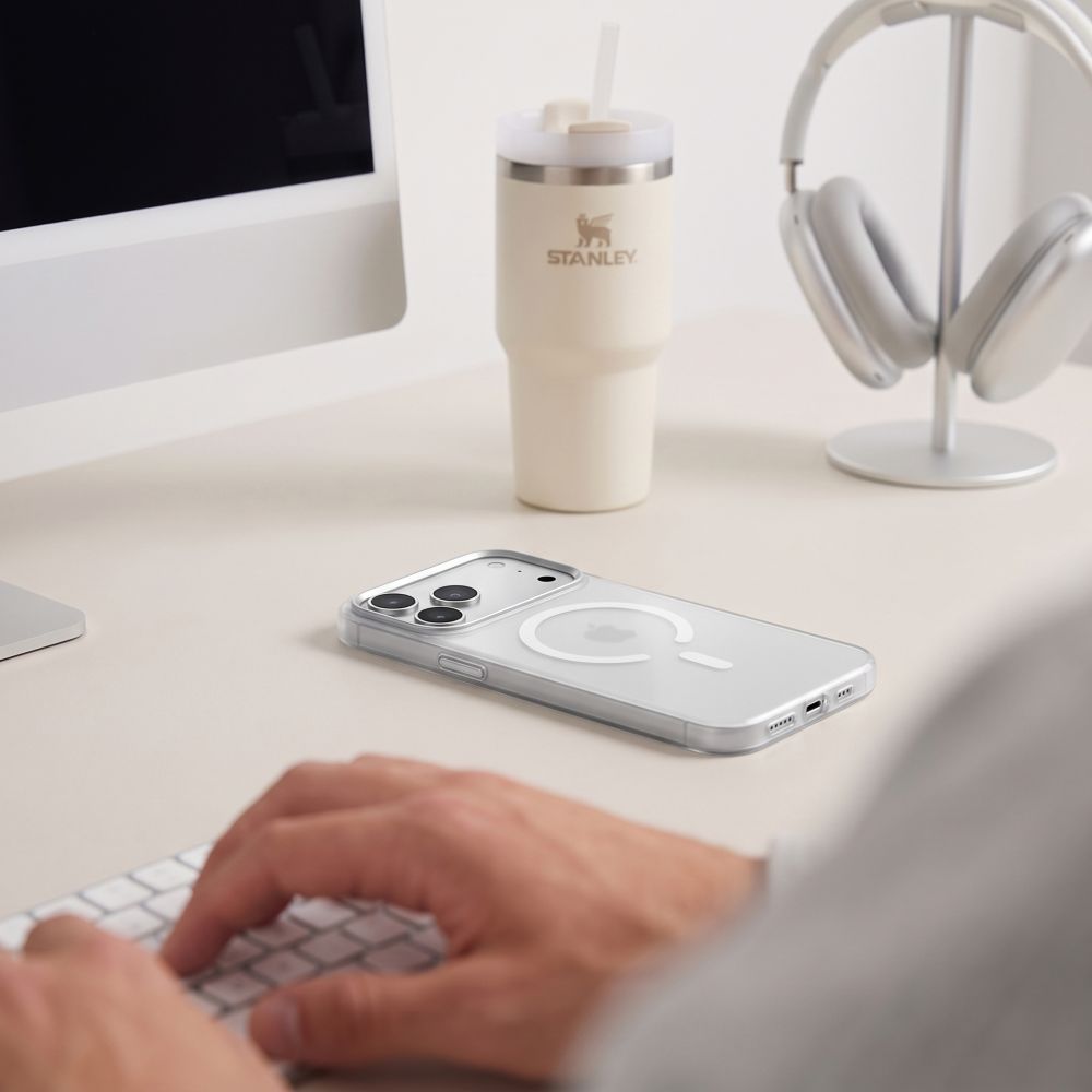 Tech-Protect MagZero MagSafe Case for iPhone 17 Pro Max / 18 Pro Max - Matte White_4