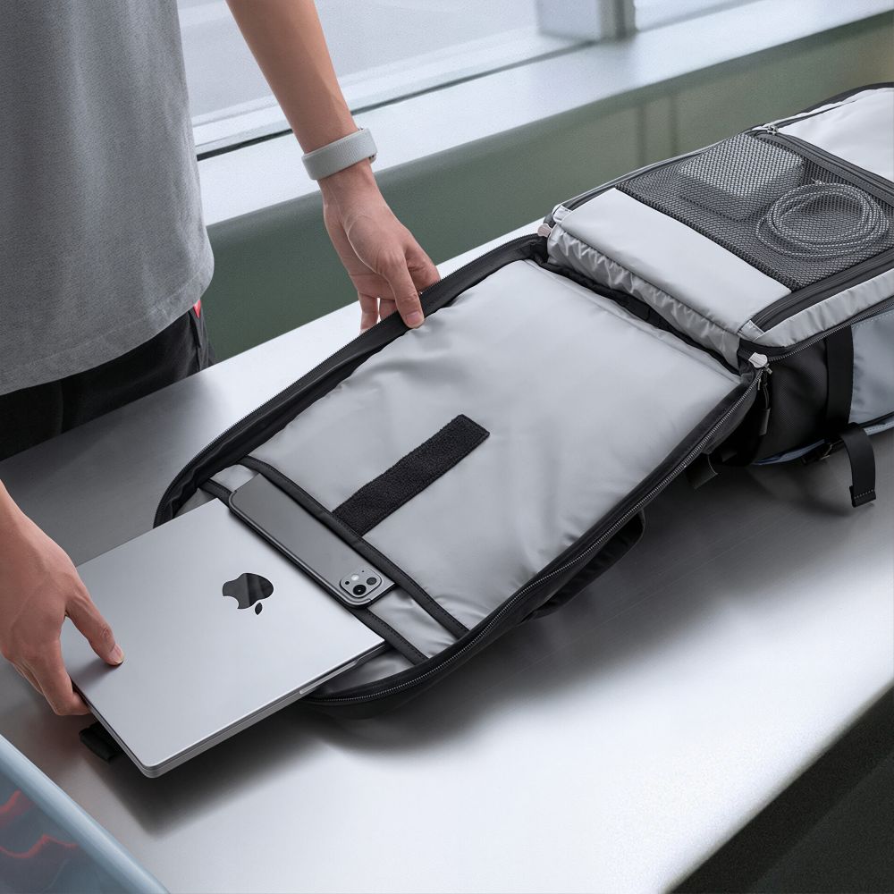 Tech-Protect Defender S70 RYANAIR &amp; WIZZAIR 24L Laptop Backpack - Gray_9