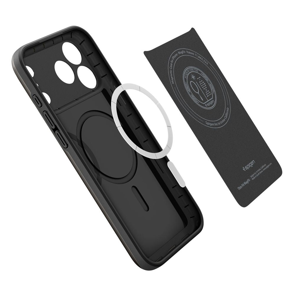 Hard Case Spigen Thin Fit com MagSafe para Apple iPhone 18 Pro Max / 17 Pro Max / Preto ACS12105_4