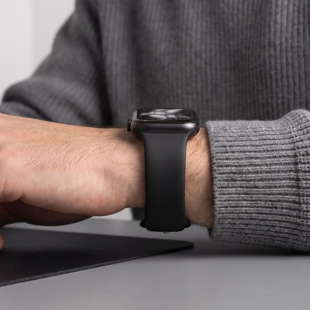 Tech-Protect Silicone Strap for Apple Watch 44 / 45 / 46 / 49 mm - Black_5