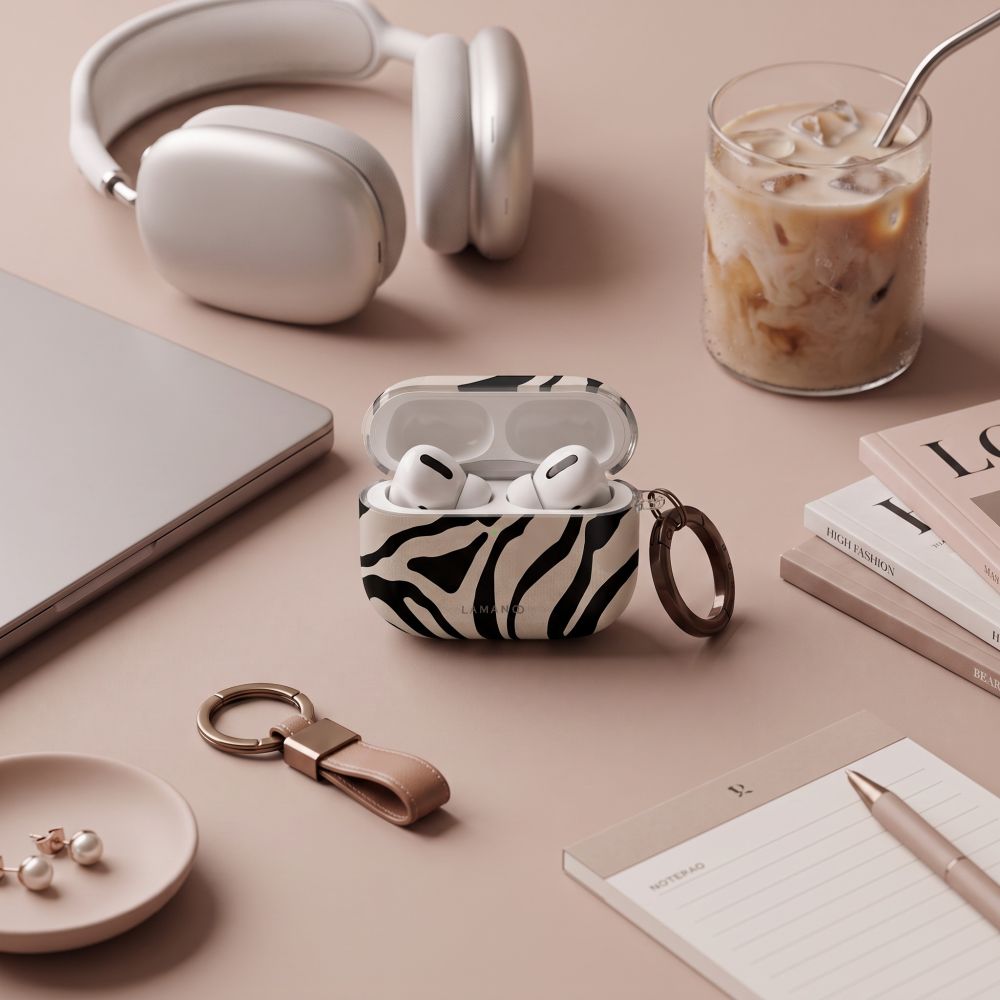 Tech-Protect Lamano case for AirPods Pro 3 - black and beige_8